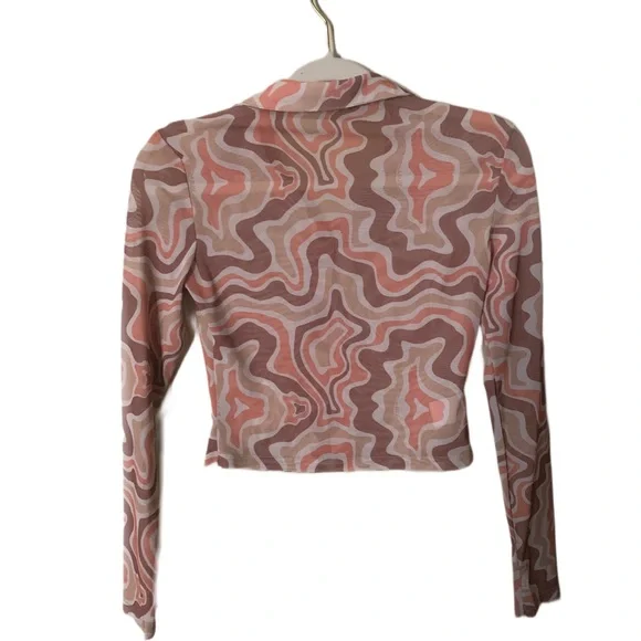 The Kript Retro Sheer Top - Picture 2 of 6